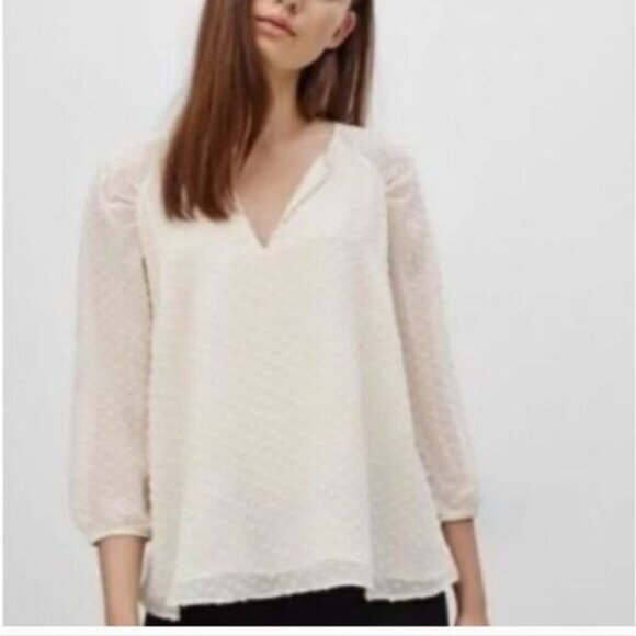 ARITZIA | Babaton Augusta Silk Blouse Swiss Dot Split Crewneck Pink Sz XS - Picture 2 of 6